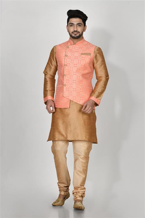 https://media.vinhemfashion.com/Images/RajsahiVol4AVLS1664NZ0U6FR3D/image/pink